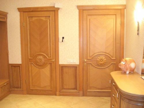 Сдаём красивый реконструированный дом в классическом стиле