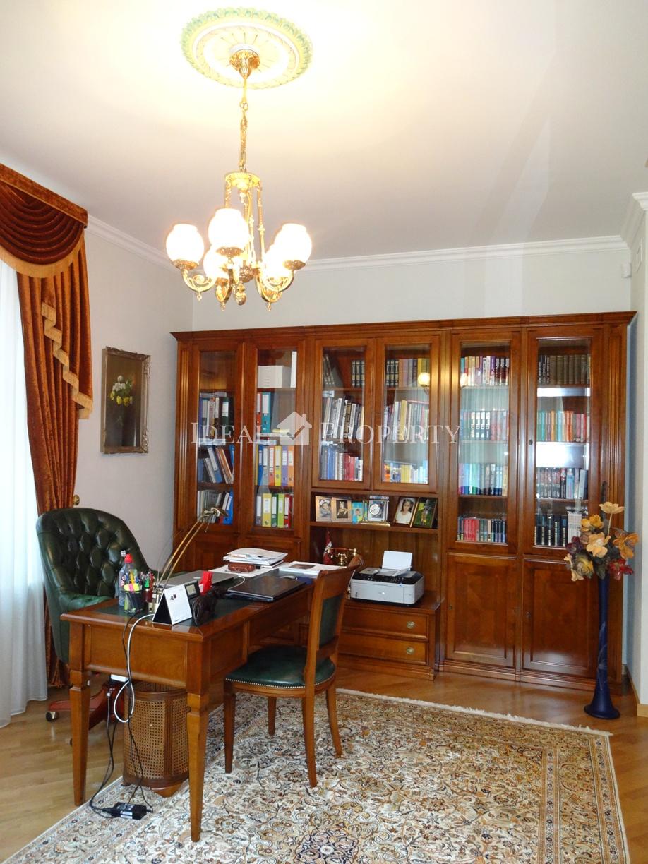 Offer to purchase a luxury house in the exclusive area of Jurmala ..