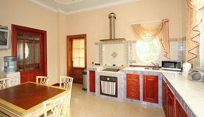 For sale is offered ​​a beautiful newly renovated home in Melluzi..