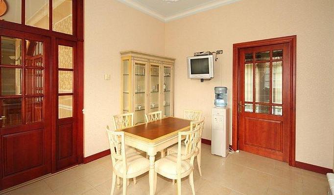 For sale is offered ​​a beautiful newly renovated home in Melluzi..