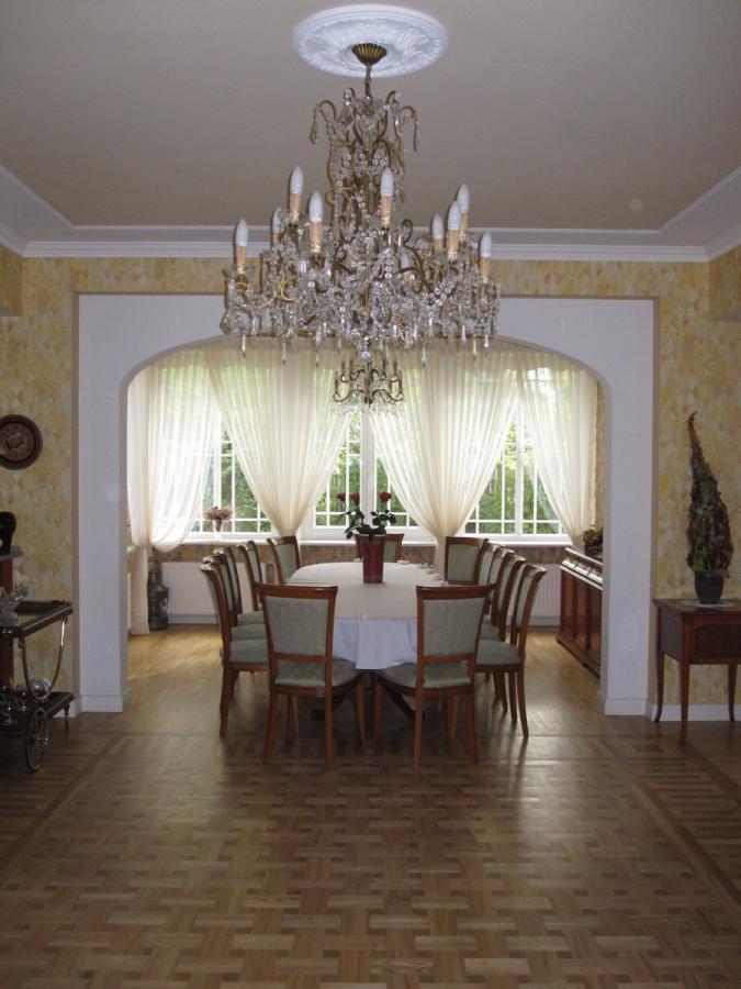 Mēs piedāvājam pārdošanai skaistu māju centrā Jūrmalā, Maiori ...