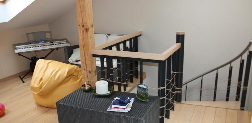 Elegant and fashionable house in Melluzi, in a quiet location.