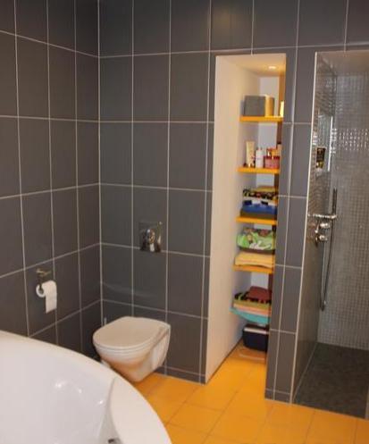 Elegant and fashionable house in Melluzi, in a quiet location.