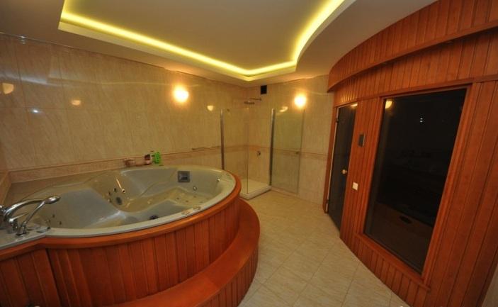 Pārdod savrupmāju Lielupes krasta