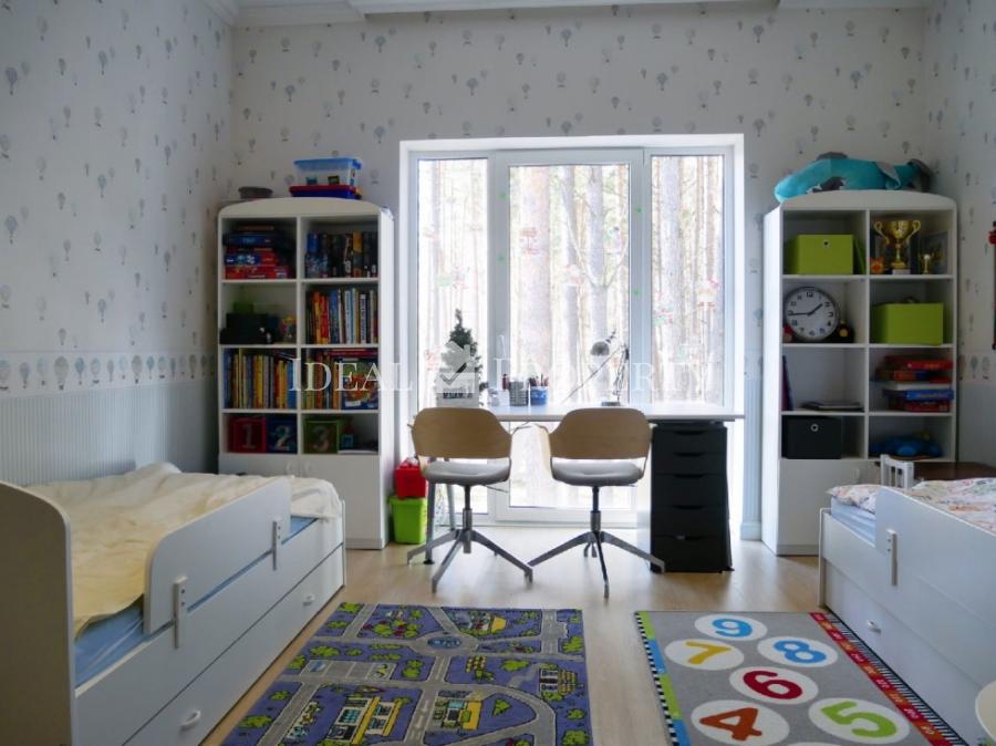 Elegant villa for sale in Jurmala