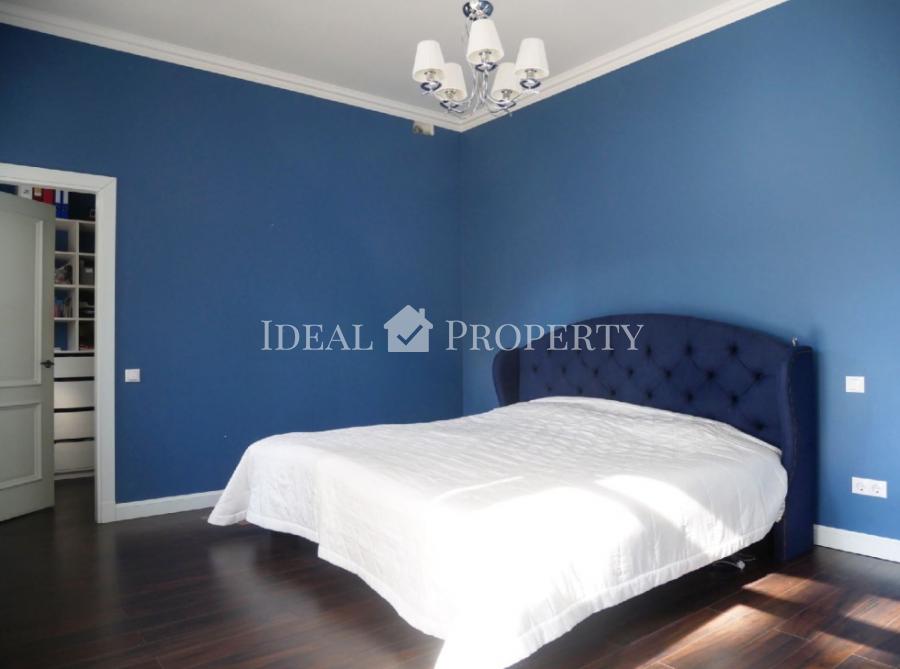 Elegant villa for sale in Jurmala