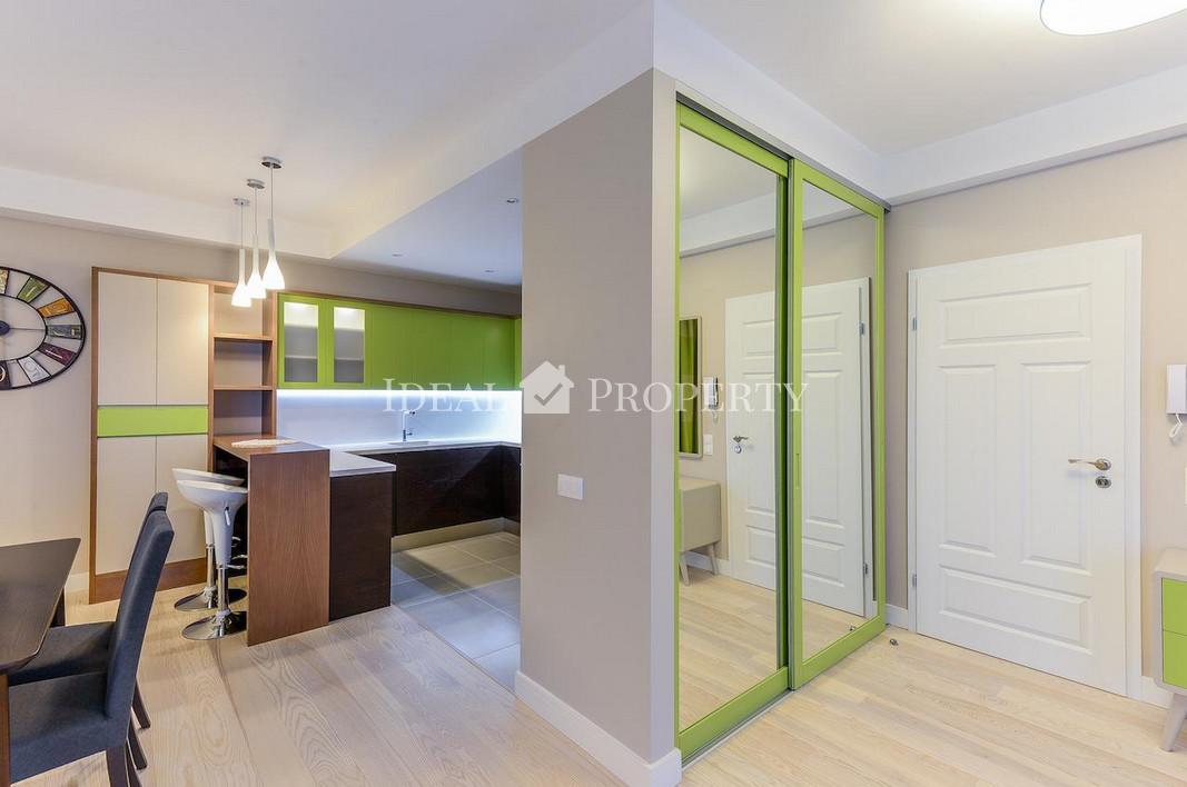 For sale a wonderful two-bedroom apartment with designer renovation in the new project PARK ALLEY.