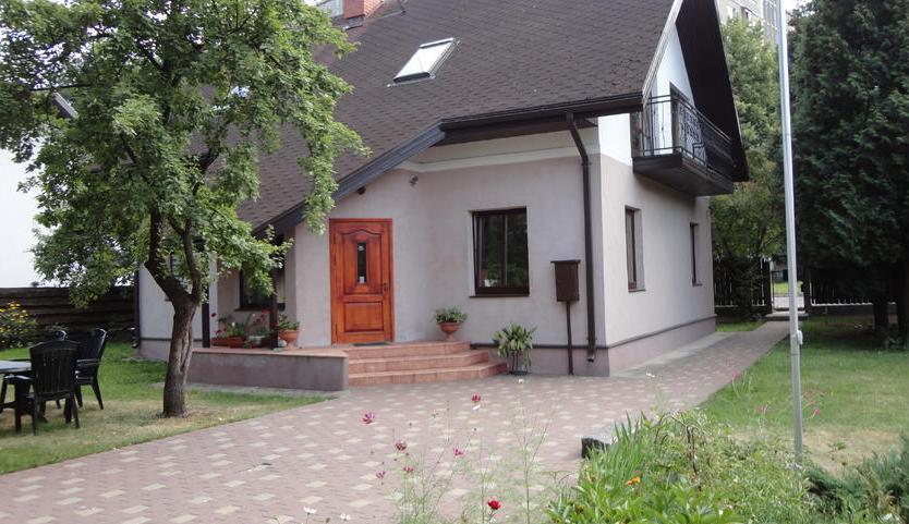 Сдается благоустроенный дом в Риге, в Пурвциемсе.