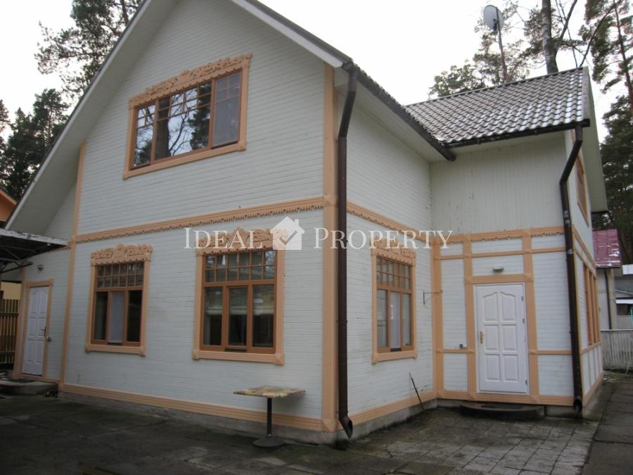 Rent for long-term rent 2-storey renovated building