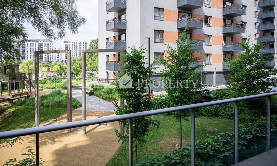 Bright apartment with a spacious terrace ..