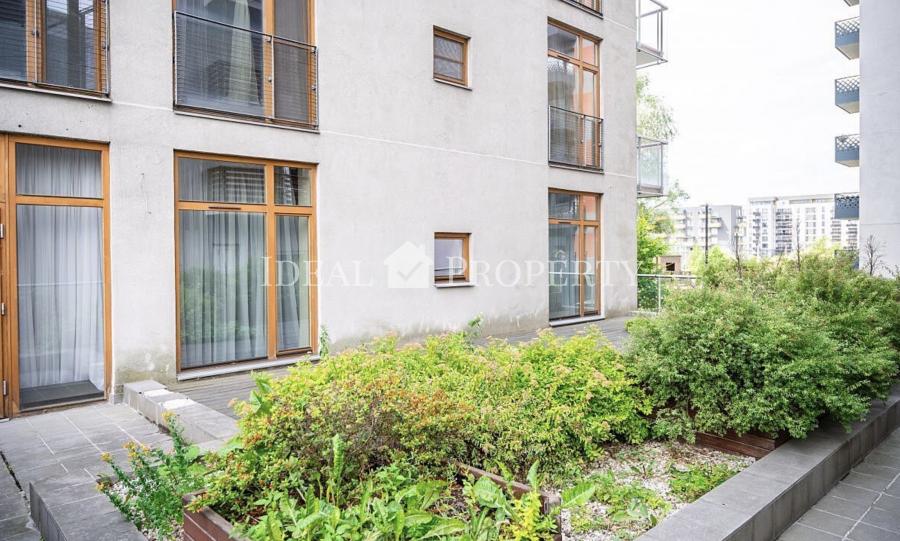 Bright apartment with a spacious terrace ..