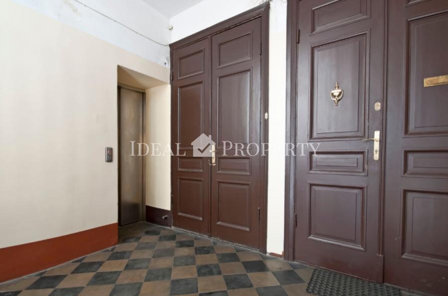 For your attention is offered a spacious apartment on Bruninieku street.