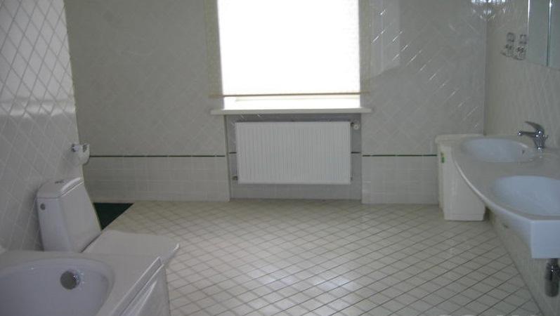 Sunny apartment in Embassy area for sale and rent. 