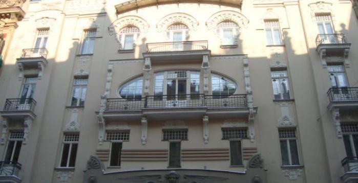 Аpartment  in one of the most prestigious Art Nouveau houses in Riga. ..