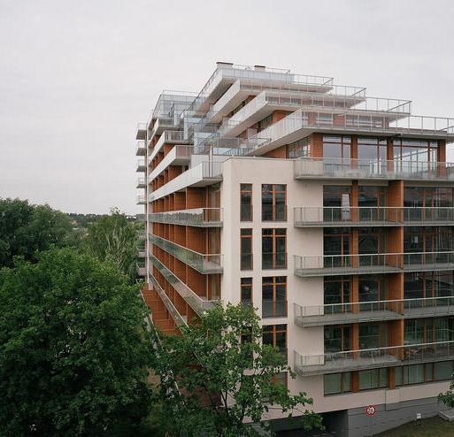 Cozy apartment with panoramic windows ..