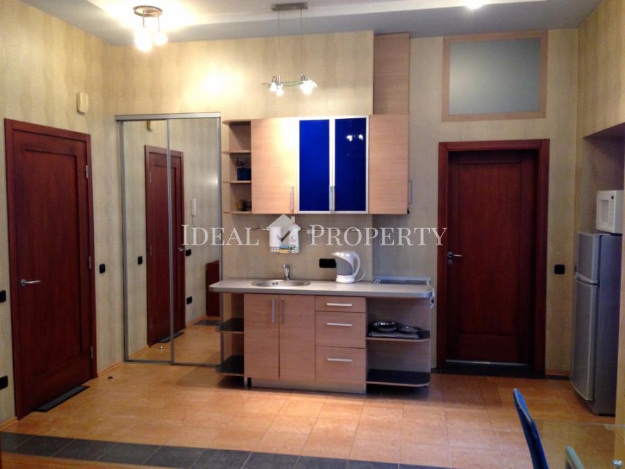 Studio apartment in the city center ..