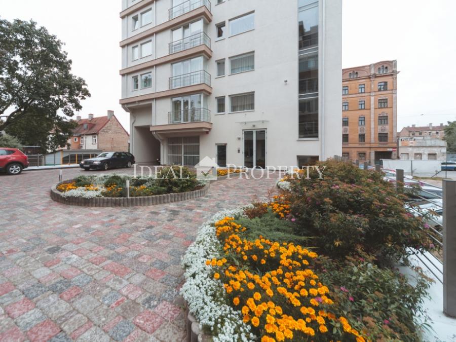 A luxury two bedroom penthouse with spacious terrace ..