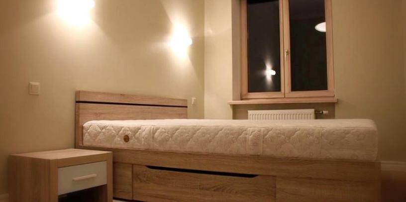 Piedāvājam pardod vai iret  dzīvoklis renovētā ēkā  Strēlnieku iela.