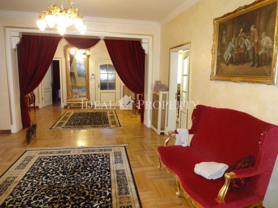 Mēs piedāvājam nopirkt savrupmāju Pardaugavā