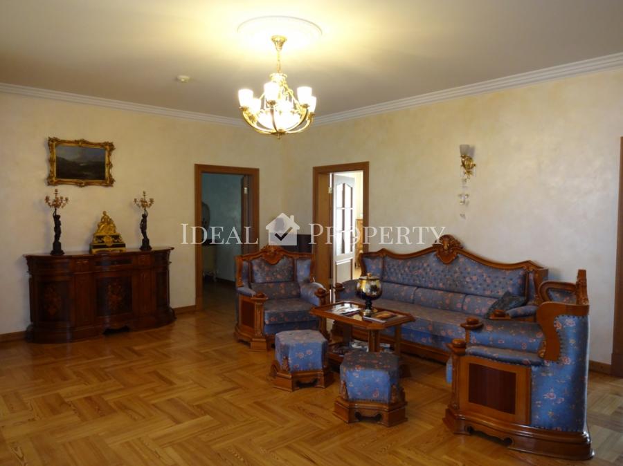 Mēs piedāvājam nopirkt savrupmāju Pardaugavā