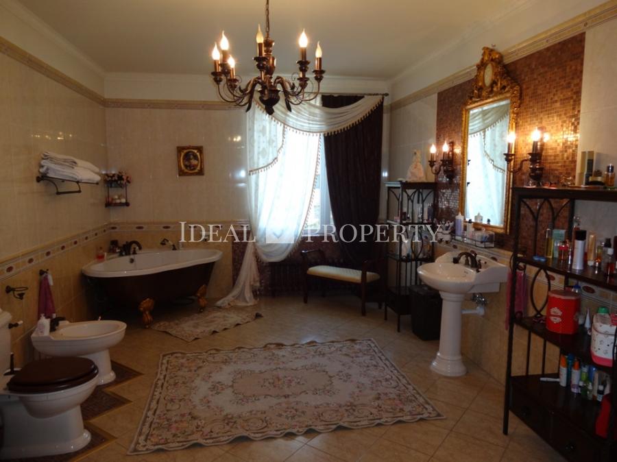 Mēs piedāvājam nopirkt savrupmāju Pardaugavā