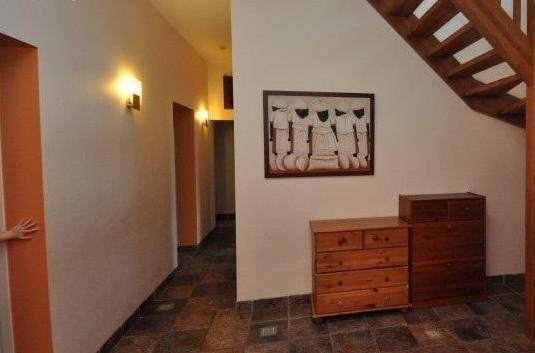 Māja atrodas Jūrmalā, Maiori 500 metru attālumā no jūras. Māja atrodas Jūrmalā, Maiori 500 metru attālumā no jūras.