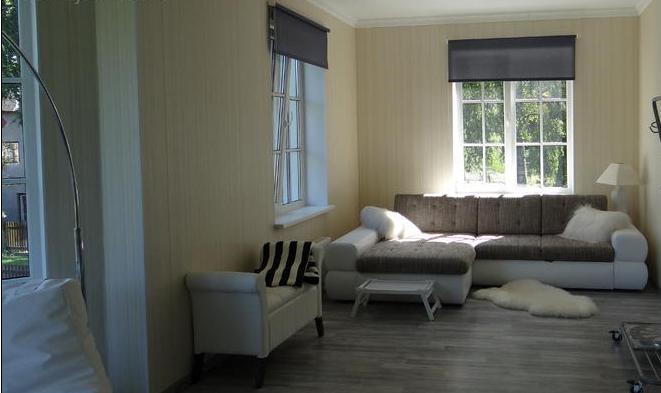 Izīrē jaunu divstāvu māju Vaivari