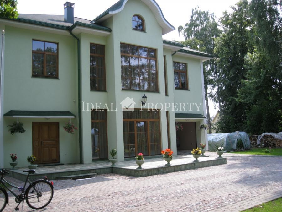 Māja pārdošanai un nomai Vaivaros