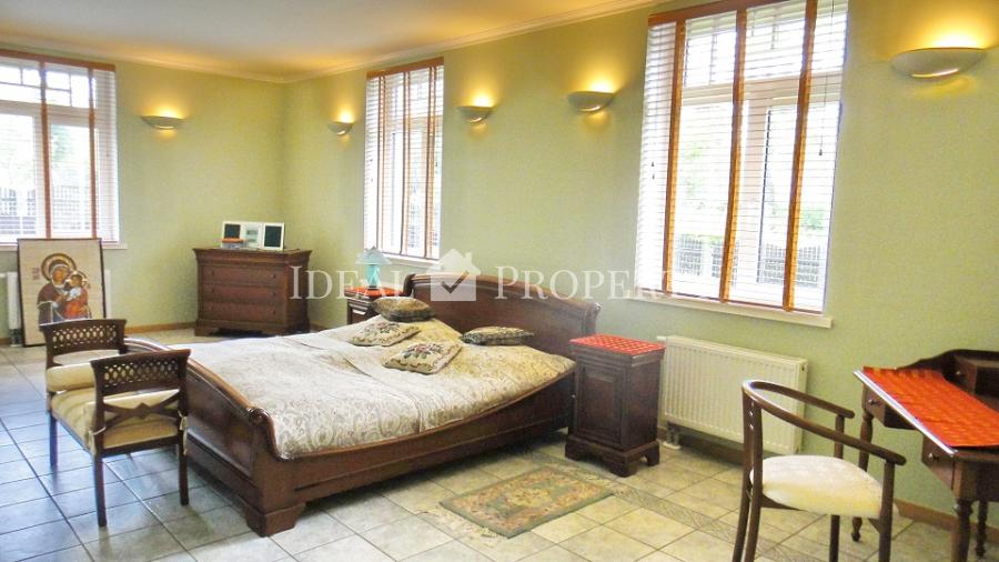 For summer rent specious  house on the shores of Jurmala ..