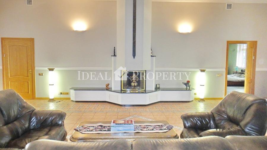 For summer rent specious  house on the shores of Jurmala ..