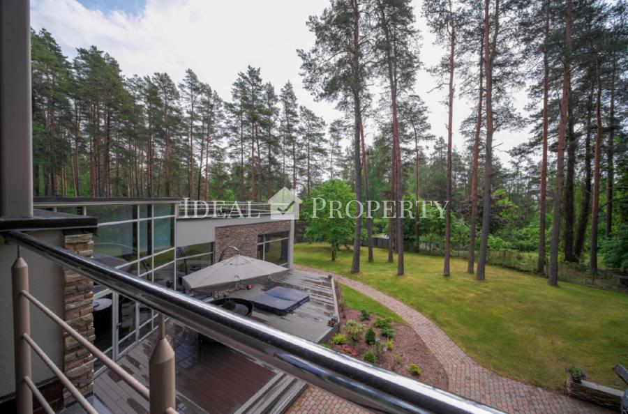 An exclusive house for rent and sale with design decoration near the Baltezers lake.