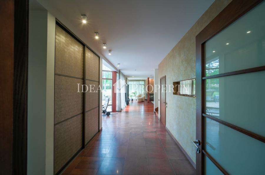 An exclusive house for rent and sale with design decoration near the Baltezers lake.