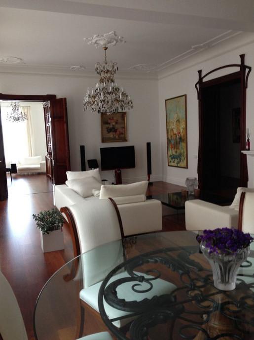 We offer for sale an elegant and exclusive apartment in the center of Riga at Brivibas street