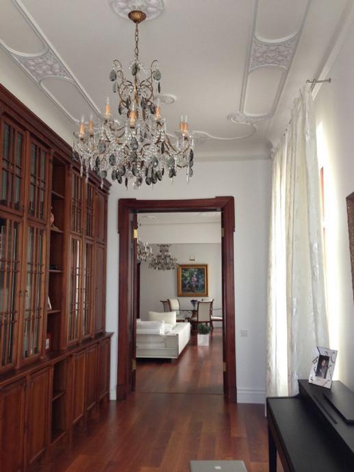 We offer for sale an elegant and exclusive apartment in the center of Riga at Brivibas street