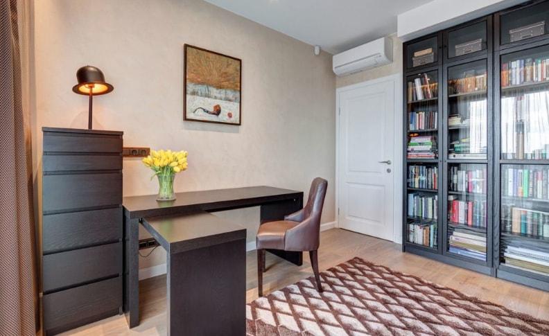 Pārdod skaistu dzīvokli kompleksā Charlotte Residence.