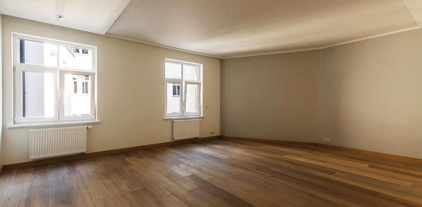 На продажу квартира в одном из cамых красивых зданий города Риги. На продажу квартира в одном из cамых красивых зданий города Риги.