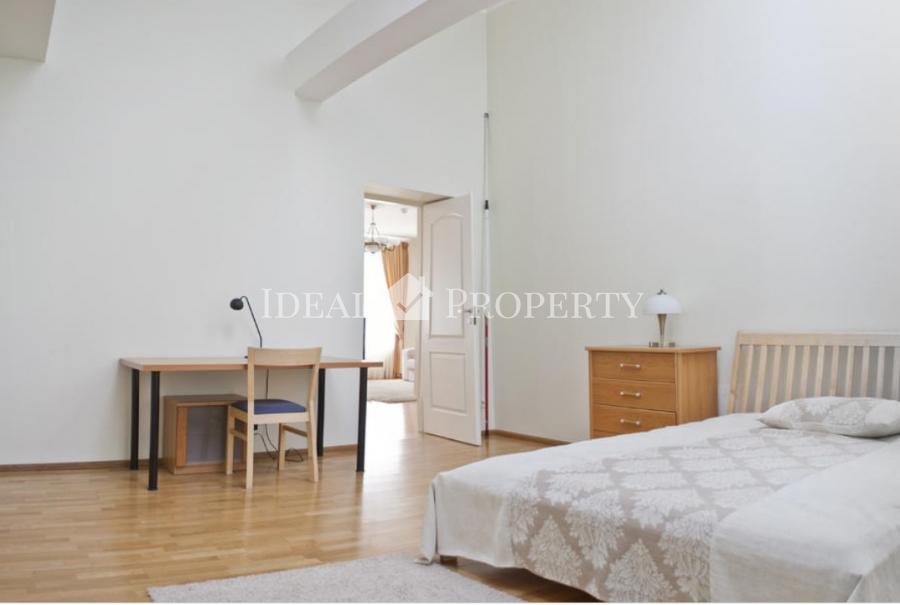 3rooms apartment on Antonijas Street.