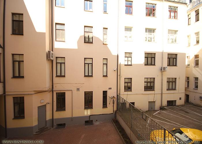 2 room apartment at Vilandes str for sale