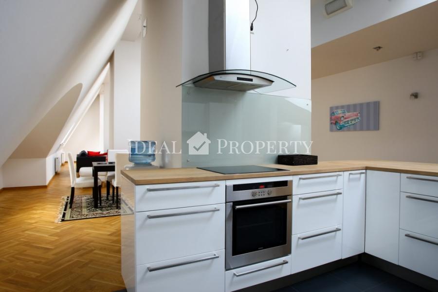 For sale is offered a luxury 3 bedroom penthouse in Valdemara Residence