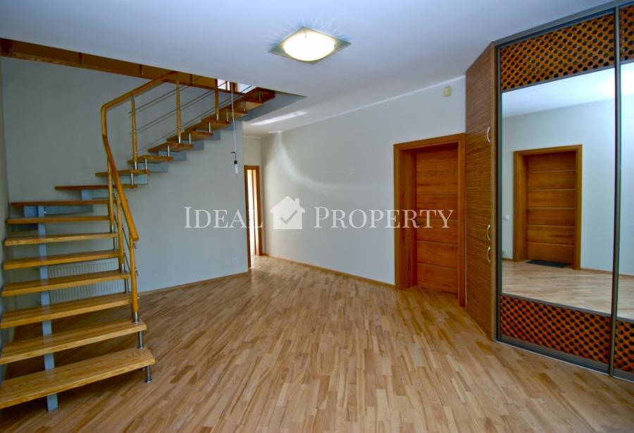 Pārdod privātmāju Jūrmalā, Asaros Pārdod privātmāju Jūrmalā, Asaros