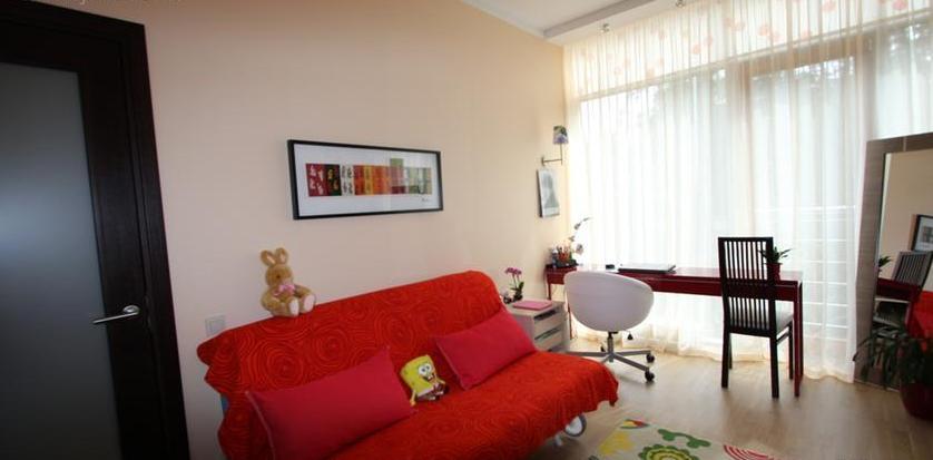 Pārdod dzīvokli Jūrmalā, Dzintaru prospektā, jaunā projektā „Jūrmalas vilnis„