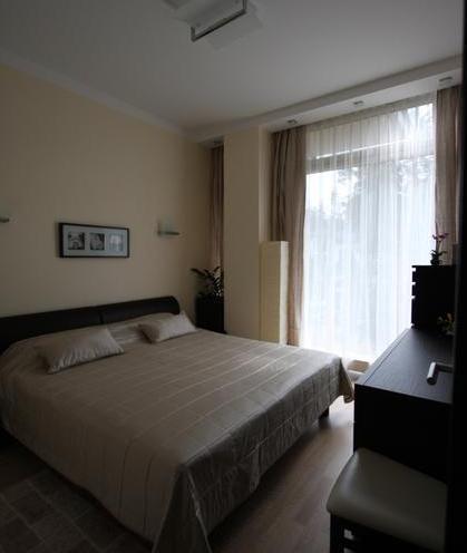 Pārdod dzīvokli Jūrmalā, Dzintaru prospektā, jaunā projektā „Jūrmalas vilnis„