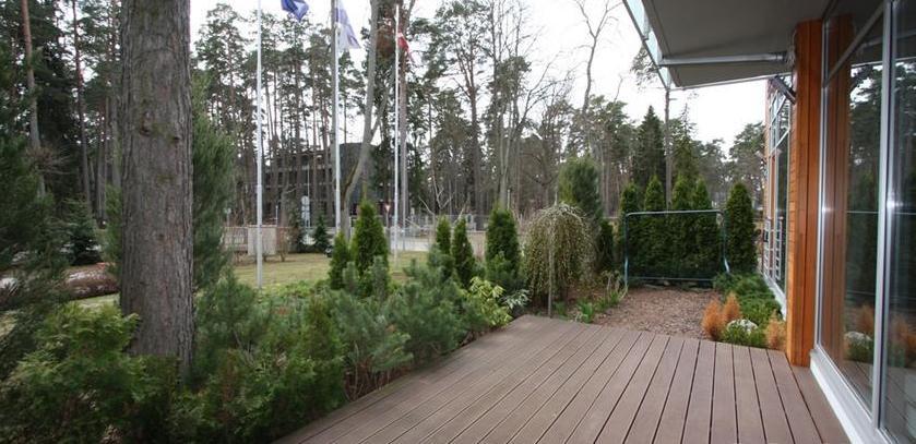 Pārdod dzīvokli Jūrmalā, Dzintaru prospektā, jaunā projektā „Jūrmalas vilnis„