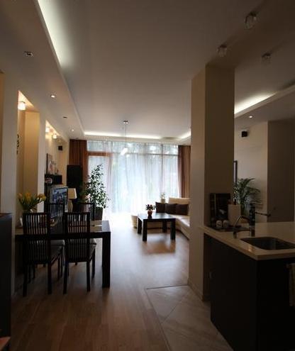 Pārdod dzīvokli Jūrmalā, Dzintaru prospektā, jaunā projektā „Jūrmalas vilnis„