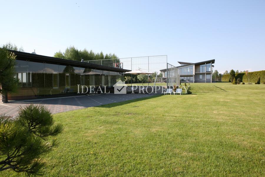 Mansion on the shore of the Daugava River