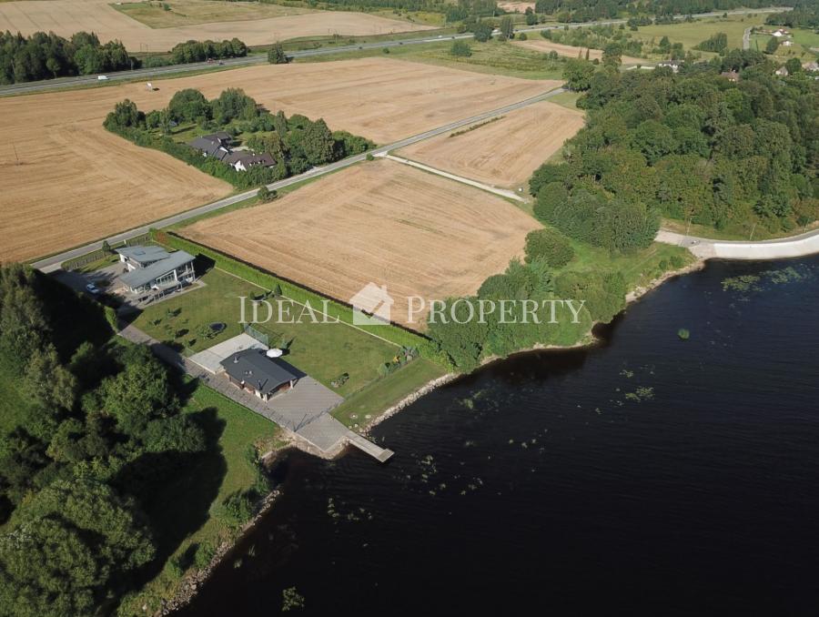 Mansion on the shore of the Daugava River