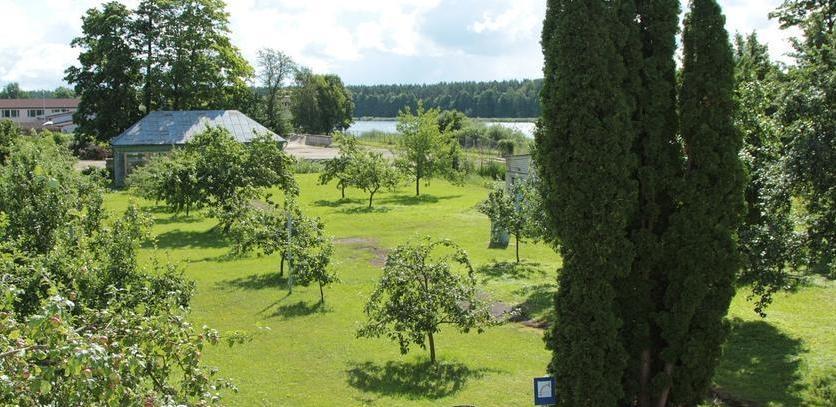 Земельный участок на продажу в эксклюзивном месте