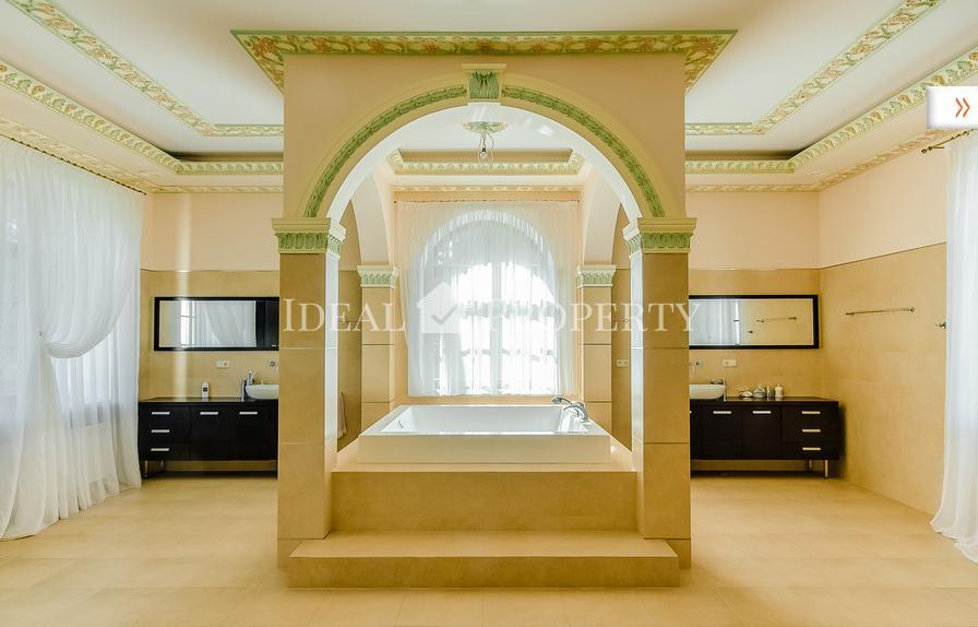 A luxurious three-storey villa with well-kept and picturesque surroundings. A luxurious three-storey villa with well-kept and picturesque surroundings.