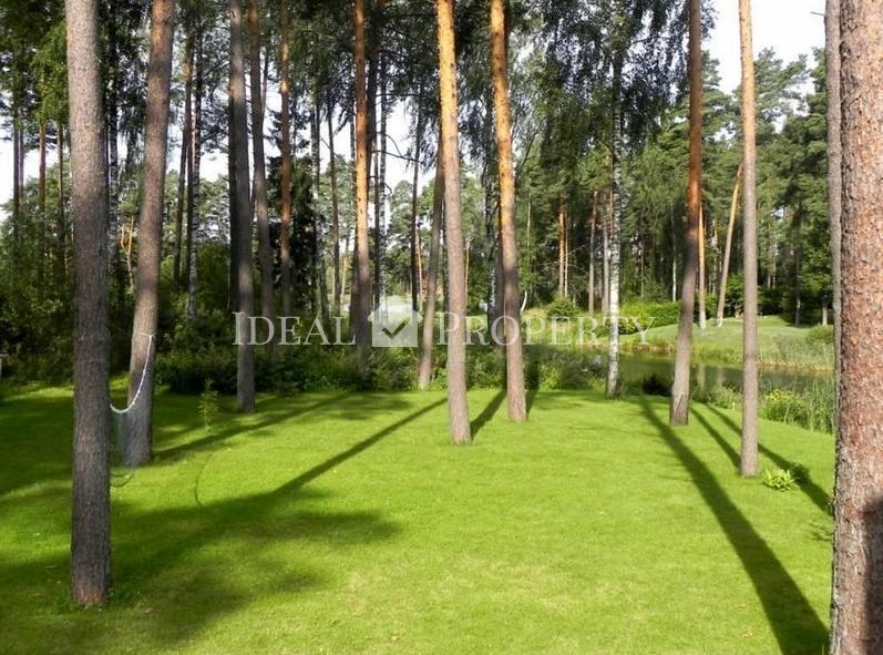 Предлагаем приобрести замечательный частный дом.