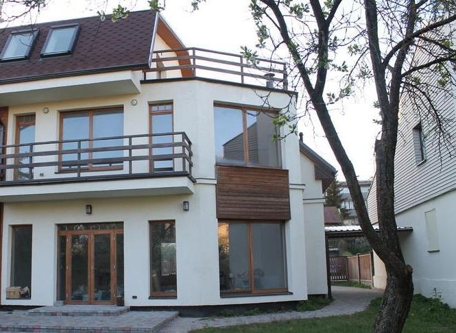 Новый современный дом в центре Тейки